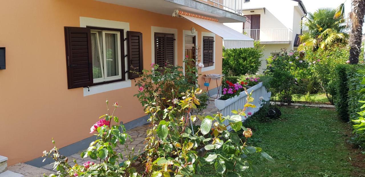 Appartamento Clara 3 Porec Esterno foto