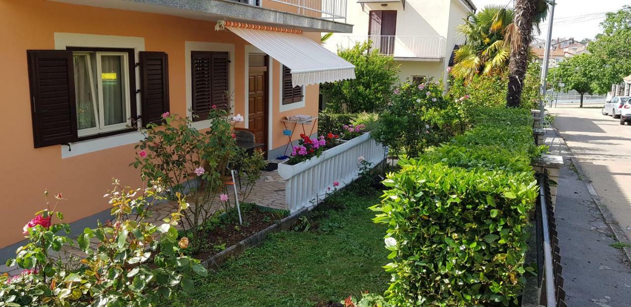 Appartamento Clara 3 Porec Esterno foto